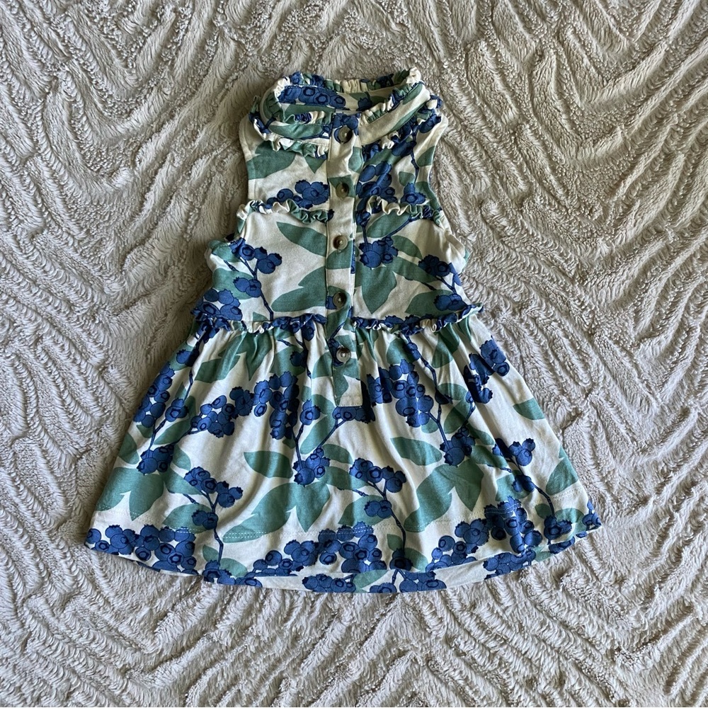Kate Quinn sleeveless tiny ruffle dress